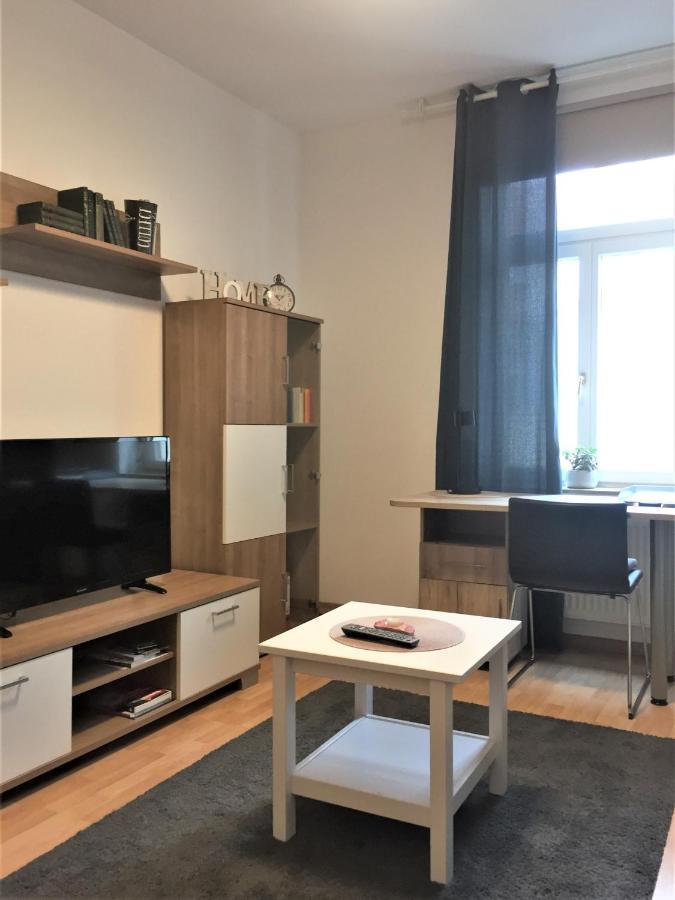 Ferienwohnung Leutzsch Am Leipziger Auenwald Ngoại thất bức ảnh